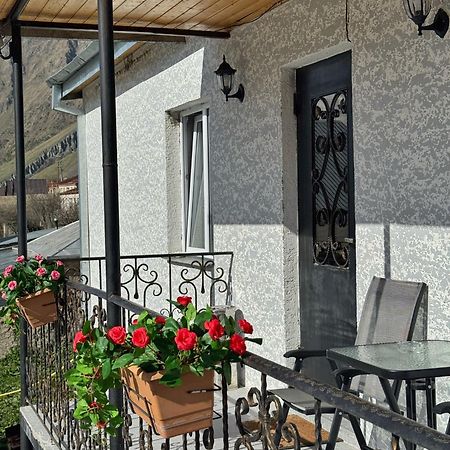 Hotel Elia Kazbegi Eksteriør bilde