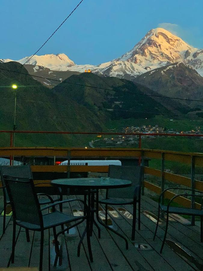 Hotel Elia Kazbegi Eksteriør bilde