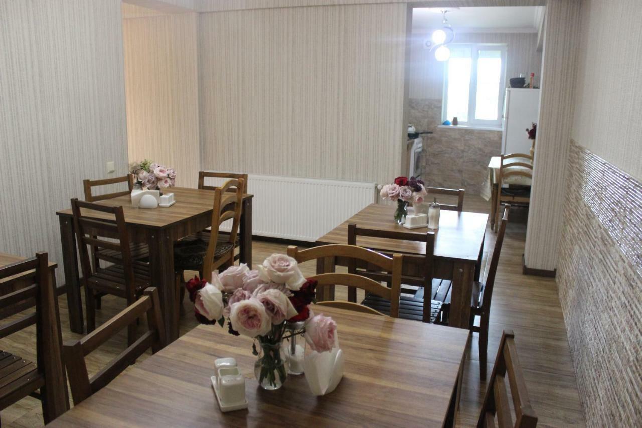 Hotel Elia Kazbegi Eksteriør bilde